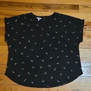 Mauruces Black Moon Blouse